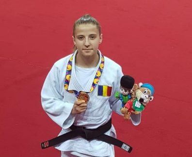 Giorgia-Barbara-Hagianu-1