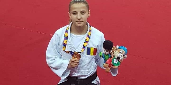 Giorgia-Barbara-Hagianu-1