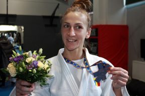 aGFzaD04YTI5NTFhMzlkMzcwZTcwOTQwMzA1ZjNjYzFmZjgxMg==.thumb